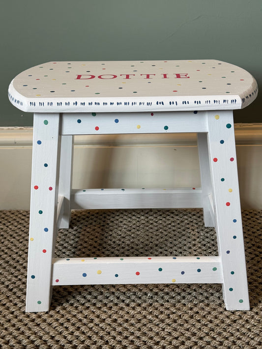 Dottie Stool