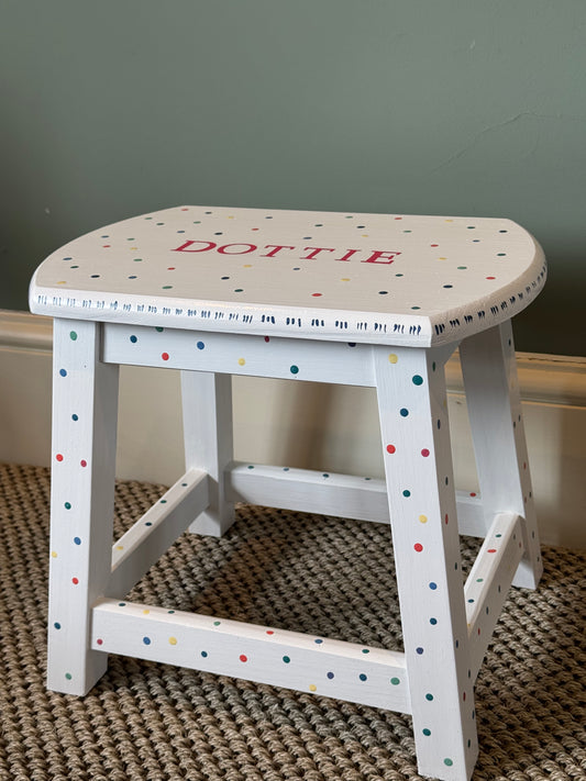 Dottie Stool